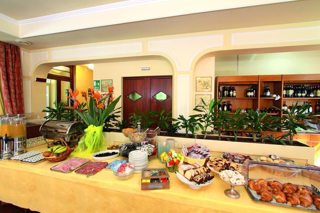 Hotel Paradiso Sanremo Ngoại thất bức ảnh